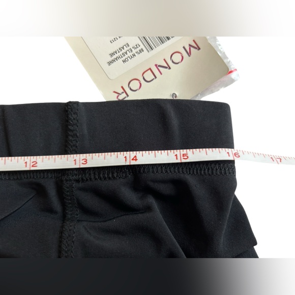 Mondor Black Leggings with zip pockets women’s size large - Picture 8 of 8